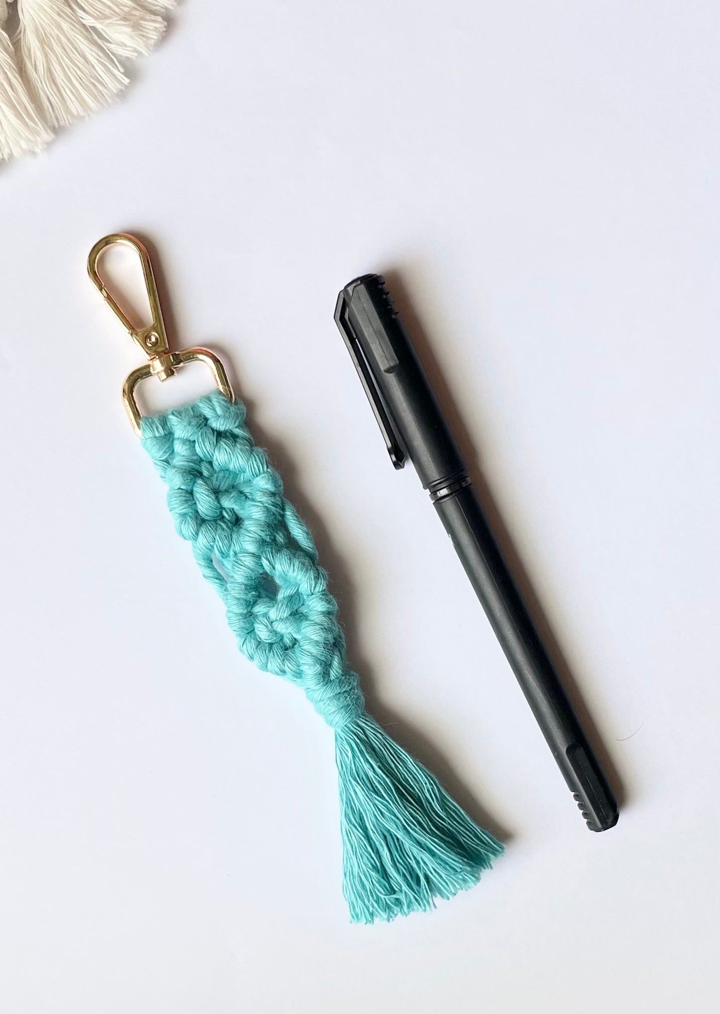Diamond Tail Keychain (SET of 1)